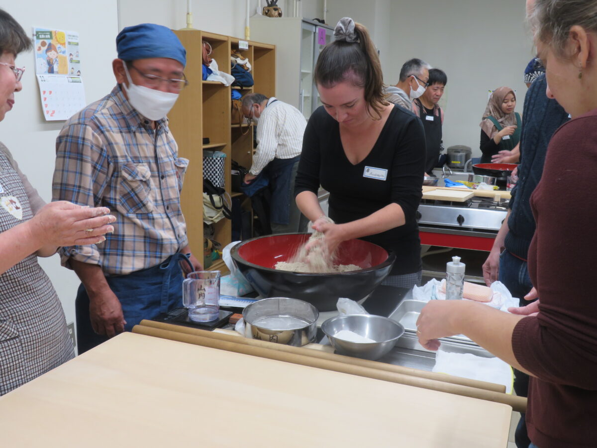 外国人向けそば打ち体験